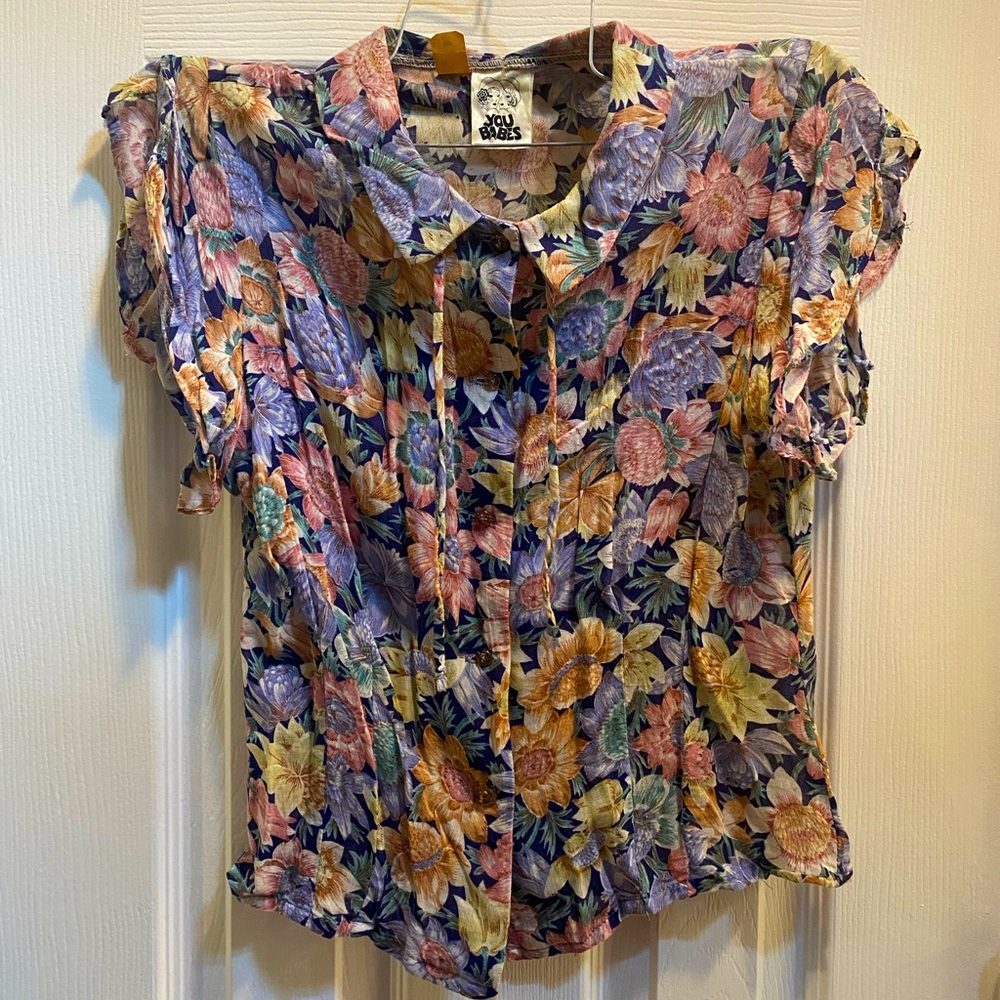 1960’s Floral Button-Up Ruffle Cap Sleeved Blouse, Size XS, Vintage Girly Top